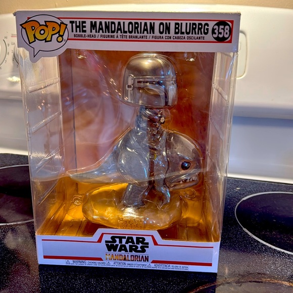 Star Wars Funko Pop! The Mandalorian on Blurrg #358 - Picture 1 of 2